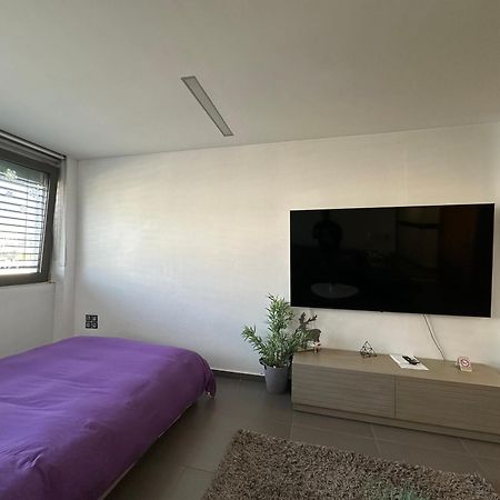 Hitech Appartment Amaliada Exterior photo