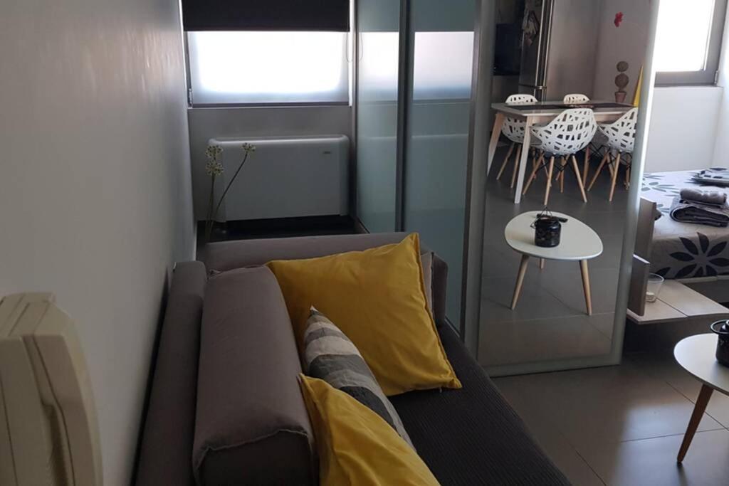 Hitech Appartment Amaliada Exterior photo